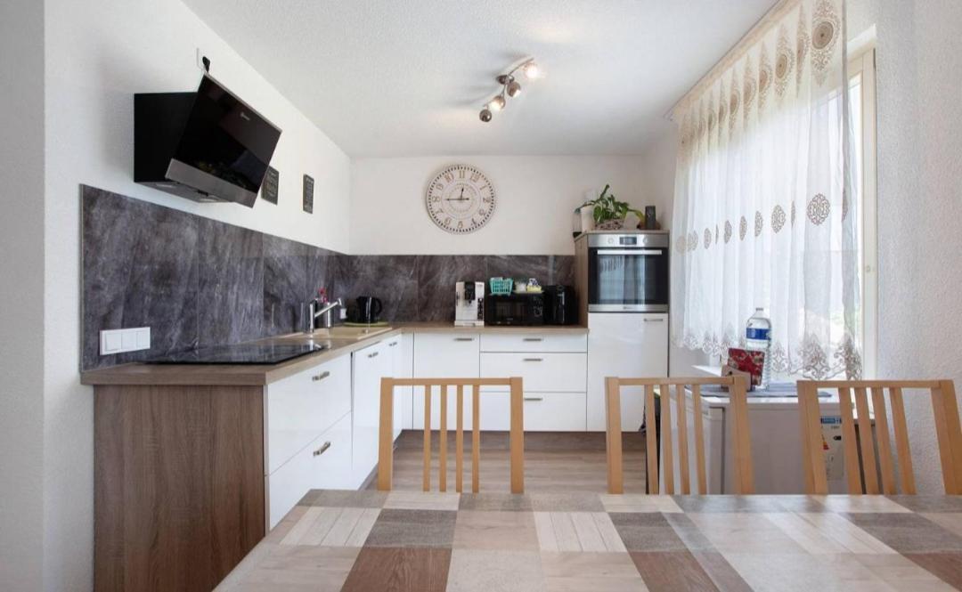 Ferienhaus Ayna, Direkt An Der Schweizer Grenze Bad Säckingen Exteriér fotografie